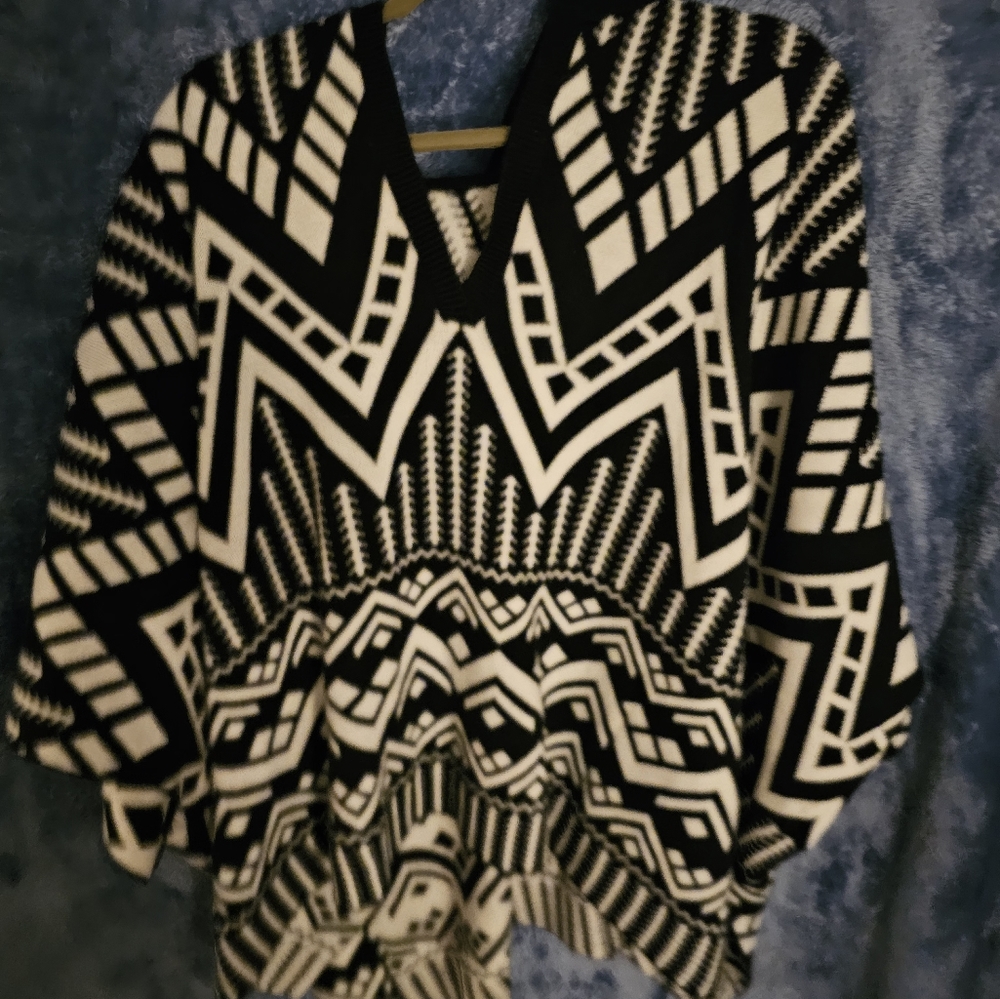 Sweater poncho